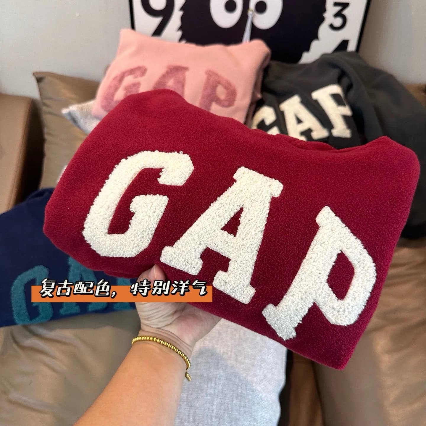 Gap秋冬毛巾刺繡有帽衛衣 縮圖 4