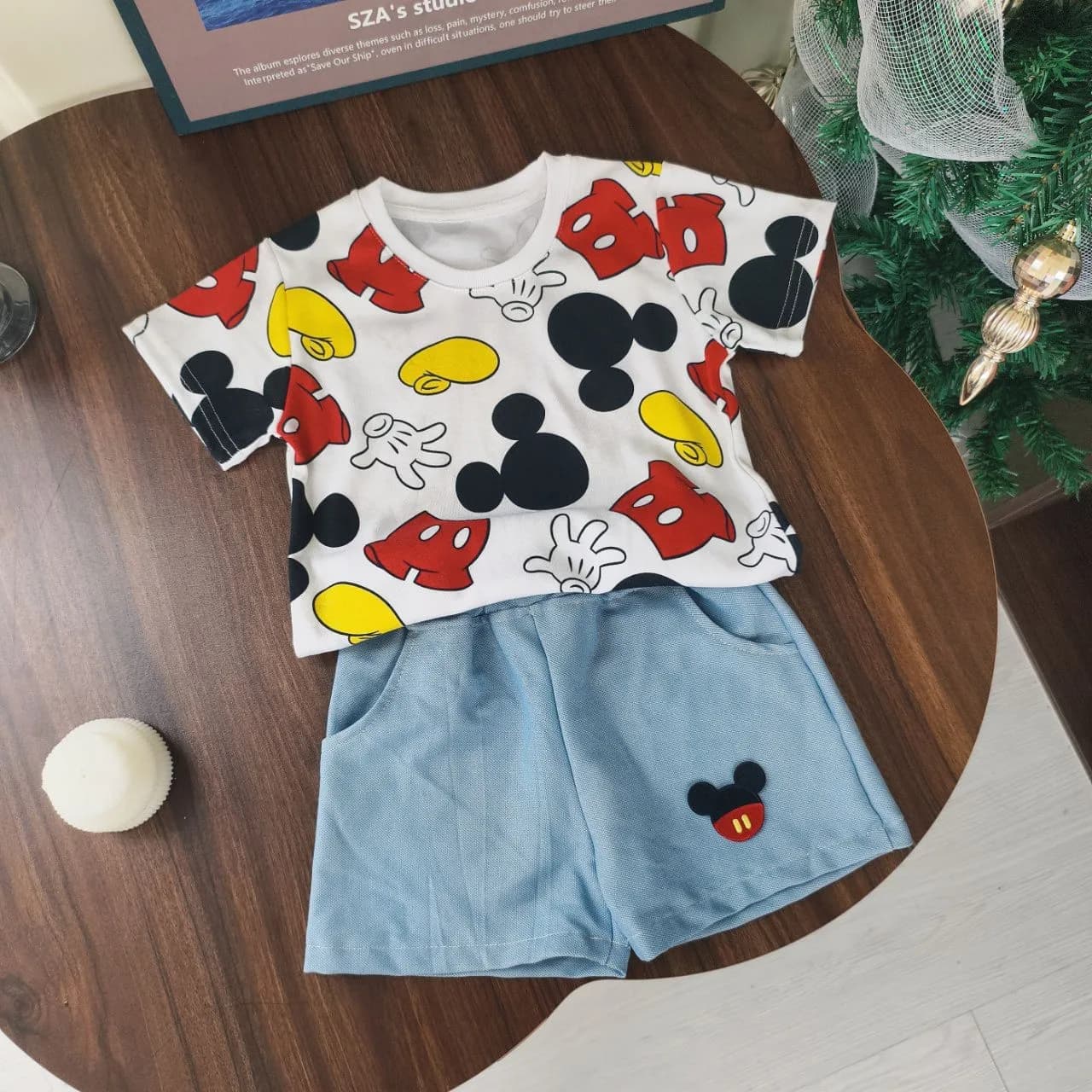 新款夏季短袖T恤+牛仔褲套裝 縮圖 2